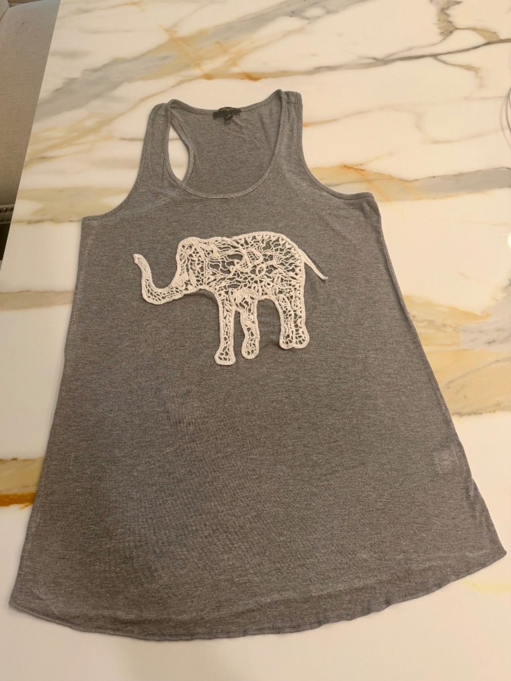 Cupio Women's Lace Crochet Gray Elephant Appliqué Razor Back Tank Top Sz M